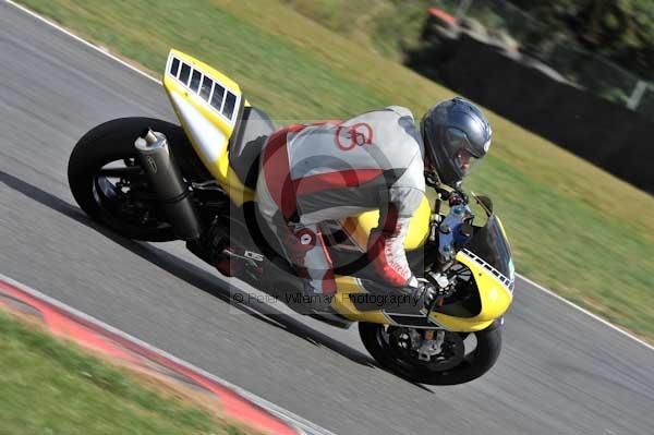 Motorcycle action photographs;Trackday digital images;event digital images;eventdigitalimages;no limits trackday;peter wileman photography;snetterton;snetterton circuit norfolk;snetterton photographs;trackday;trackday photos