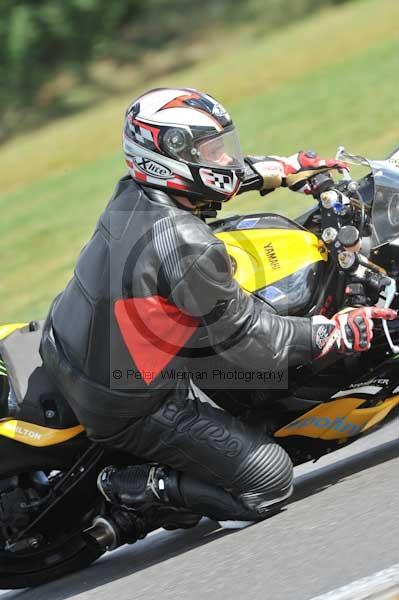 Motorcycle action photographs;Trackday digital images;event digital images;eventdigitalimages;no limits trackday;peter wileman photography;snetterton;snetterton circuit norfolk;snetterton photographs;trackday;trackday photos