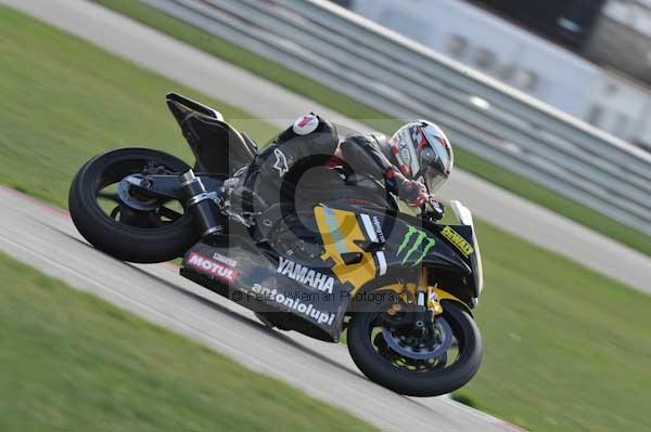 Motorcycle action photographs;Trackday digital images;event digital images;eventdigitalimages;no limits trackday;peter wileman photography;snetterton;snetterton circuit norfolk;snetterton photographs;trackday;trackday photos