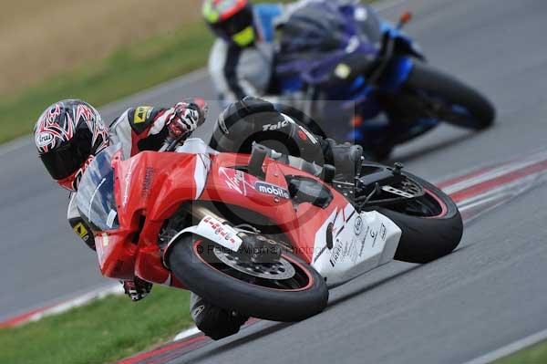 Motorcycle action photographs;Trackday digital images;event digital images;eventdigitalimages;no limits trackday;peter wileman photography;snetterton;snetterton circuit norfolk;snetterton photographs;trackday;trackday photos