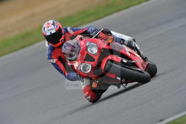 Motorcycle action photographs;Trackday digital images;event digital images;eventdigitalimages;no limits trackday;peter wileman photography;snetterton;snetterton circuit norfolk;snetterton photographs;trackday;trackday photos