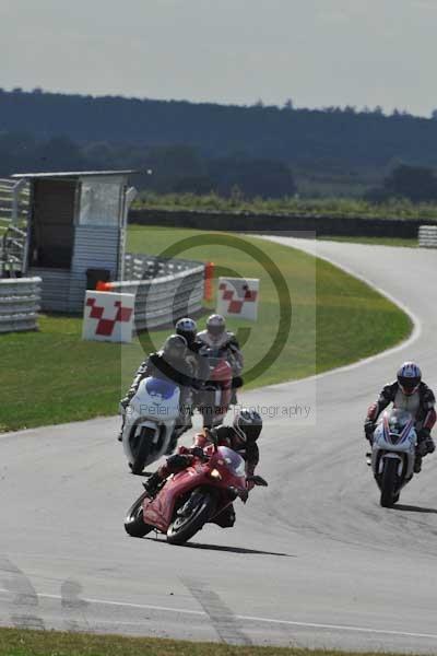 Motorcycle action photographs;Trackday digital images;event digital images;eventdigitalimages;no limits trackday;peter wileman photography;snetterton;snetterton circuit norfolk;snetterton photographs;trackday;trackday photos