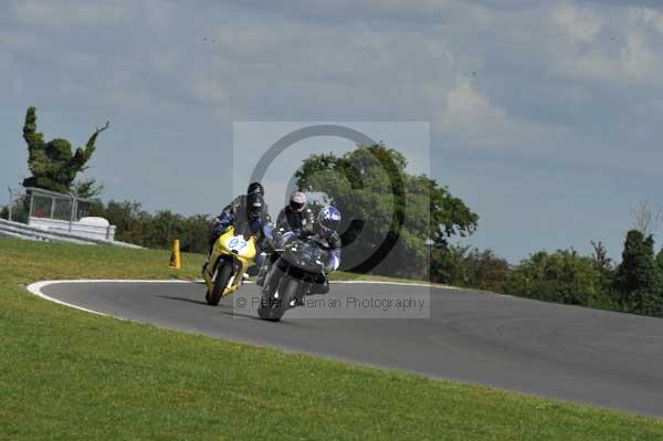 Motorcycle action photographs;Trackday digital images;event digital images;eventdigitalimages;no limits trackday;peter wileman photography;snetterton;snetterton circuit norfolk;snetterton photographs;trackday;trackday photos