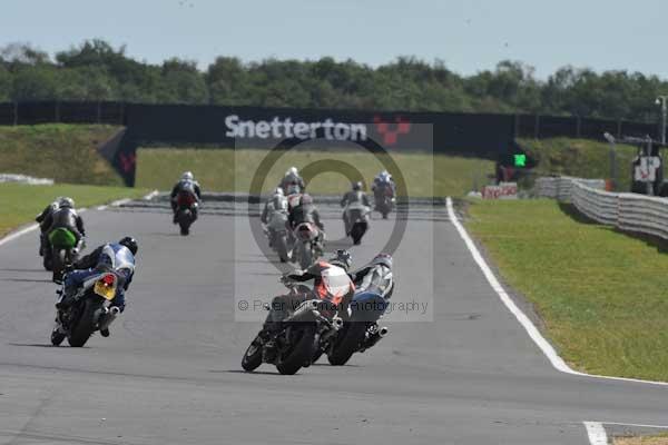 Motorcycle action photographs;Trackday digital images;event digital images;eventdigitalimages;no limits trackday;peter wileman photography;snetterton;snetterton circuit norfolk;snetterton photographs;trackday;trackday photos