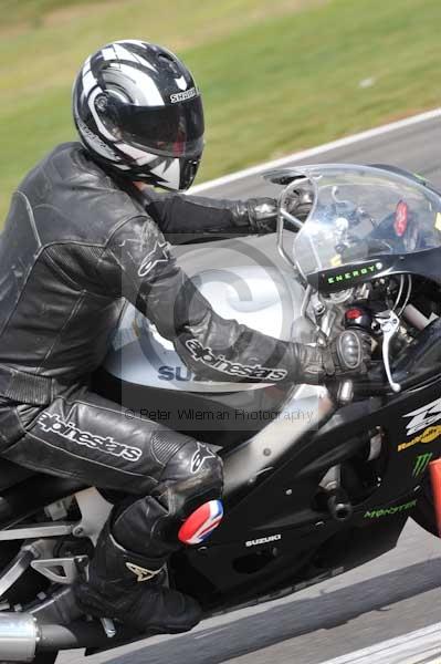 Motorcycle action photographs;Trackday digital images;event digital images;eventdigitalimages;no limits trackday;peter wileman photography;snetterton;snetterton circuit norfolk;snetterton photographs;trackday;trackday photos