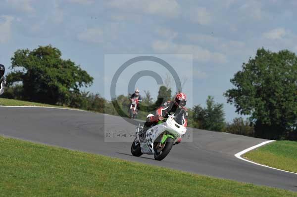 Motorcycle action photographs;Trackday digital images;event digital images;eventdigitalimages;no limits trackday;peter wileman photography;snetterton;snetterton circuit norfolk;snetterton photographs;trackday;trackday photos
