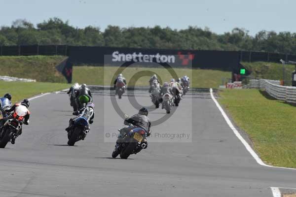 Motorcycle action photographs;Trackday digital images;event digital images;eventdigitalimages;no limits trackday;peter wileman photography;snetterton;snetterton circuit norfolk;snetterton photographs;trackday;trackday photos