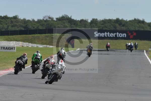 Motorcycle action photographs;Trackday digital images;event digital images;eventdigitalimages;no limits trackday;peter wileman photography;snetterton;snetterton circuit norfolk;snetterton photographs;trackday;trackday photos