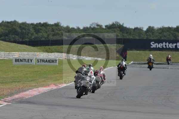 Motorcycle action photographs;Trackday digital images;event digital images;eventdigitalimages;no limits trackday;peter wileman photography;snetterton;snetterton circuit norfolk;snetterton photographs;trackday;trackday photos
