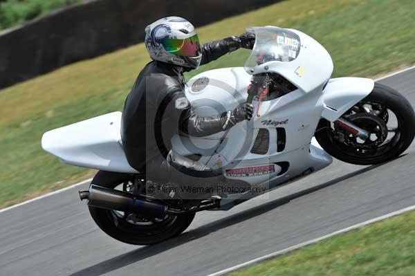 Motorcycle action photographs;Trackday digital images;event digital images;eventdigitalimages;no limits trackday;peter wileman photography;snetterton;snetterton circuit norfolk;snetterton photographs;trackday;trackday photos