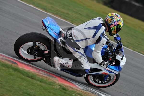 Motorcycle action photographs;Trackday digital images;event digital images;eventdigitalimages;no limits trackday;peter wileman photography;snetterton;snetterton circuit norfolk;snetterton photographs;trackday;trackday photos