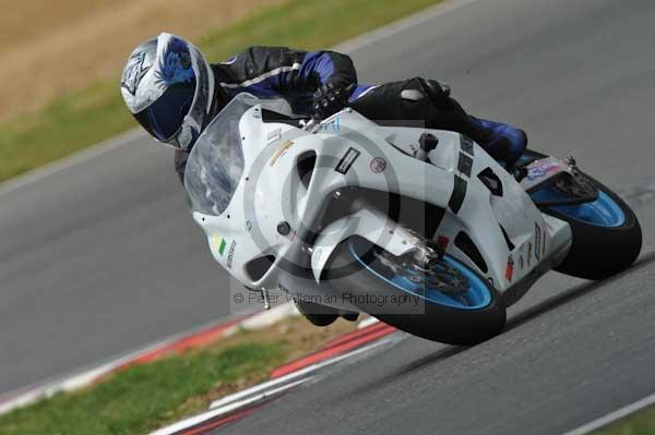 Motorcycle action photographs;Trackday digital images;event digital images;eventdigitalimages;no limits trackday;peter wileman photography;snetterton;snetterton circuit norfolk;snetterton photographs;trackday;trackday photos