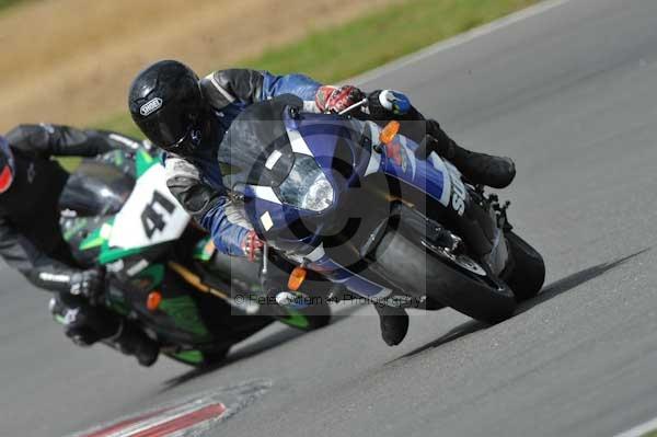 Motorcycle action photographs;Trackday digital images;event digital images;eventdigitalimages;no limits trackday;peter wileman photography;snetterton;snetterton circuit norfolk;snetterton photographs;trackday;trackday photos