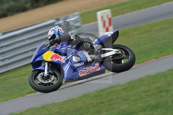 Motorcycle action photographs;Trackday digital images;event digital images;eventdigitalimages;no limits trackday;peter wileman photography;snetterton;snetterton circuit norfolk;snetterton photographs;trackday;trackday photos