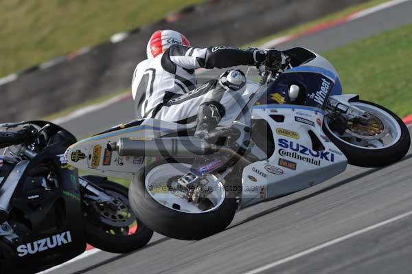 Motorcycle action photographs;Trackday digital images;event digital images;eventdigitalimages;no limits trackday;peter wileman photography;snetterton;snetterton circuit norfolk;snetterton photographs;trackday;trackday photos