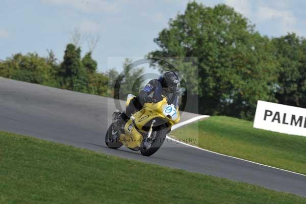 Motorcycle action photographs;Trackday digital images;event digital images;eventdigitalimages;no limits trackday;peter wileman photography;snetterton;snetterton circuit norfolk;snetterton photographs;trackday;trackday photos