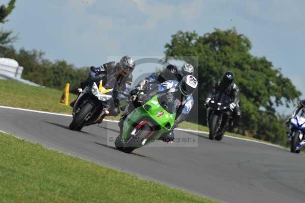 Motorcycle action photographs;Trackday digital images;event digital images;eventdigitalimages;no limits trackday;peter wileman photography;snetterton;snetterton circuit norfolk;snetterton photographs;trackday;trackday photos