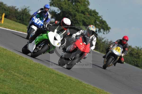 Motorcycle action photographs;Trackday digital images;event digital images;eventdigitalimages;no limits trackday;peter wileman photography;snetterton;snetterton circuit norfolk;snetterton photographs;trackday;trackday photos