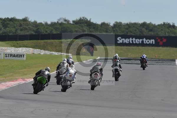 Motorcycle action photographs;Trackday digital images;event digital images;eventdigitalimages;no limits trackday;peter wileman photography;snetterton;snetterton circuit norfolk;snetterton photographs;trackday;trackday photos