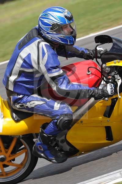 Motorcycle action photographs;Trackday digital images;event digital images;eventdigitalimages;no limits trackday;peter wileman photography;snetterton;snetterton circuit norfolk;snetterton photographs;trackday;trackday photos