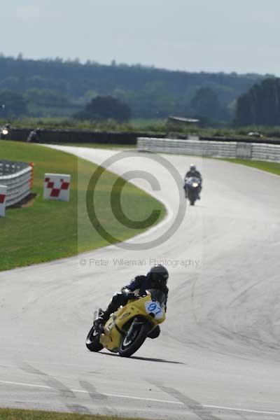 Motorcycle action photographs;Trackday digital images;event digital images;eventdigitalimages;no limits trackday;peter wileman photography;snetterton;snetterton circuit norfolk;snetterton photographs;trackday;trackday photos