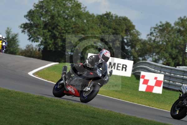 Motorcycle action photographs;Trackday digital images;event digital images;eventdigitalimages;no limits trackday;peter wileman photography;snetterton;snetterton circuit norfolk;snetterton photographs;trackday;trackday photos