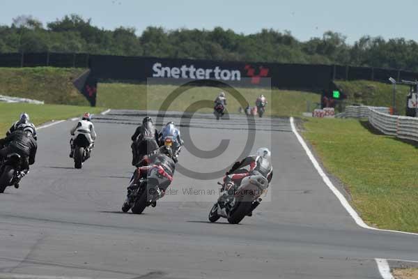 Motorcycle action photographs;Trackday digital images;event digital images;eventdigitalimages;no limits trackday;peter wileman photography;snetterton;snetterton circuit norfolk;snetterton photographs;trackday;trackday photos