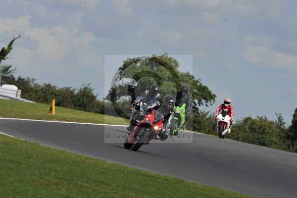 Motorcycle action photographs;Trackday digital images;event digital images;eventdigitalimages;no limits trackday;peter wileman photography;snetterton;snetterton circuit norfolk;snetterton photographs;trackday;trackday photos