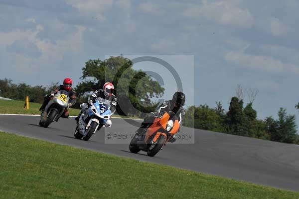 Motorcycle action photographs;Trackday digital images;event digital images;eventdigitalimages;no limits trackday;peter wileman photography;snetterton;snetterton circuit norfolk;snetterton photographs;trackday;trackday photos