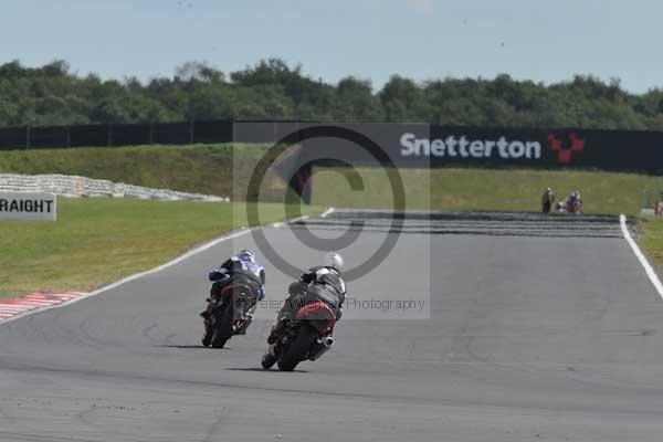 Motorcycle action photographs;Trackday digital images;event digital images;eventdigitalimages;no limits trackday;peter wileman photography;snetterton;snetterton circuit norfolk;snetterton photographs;trackday;trackday photos