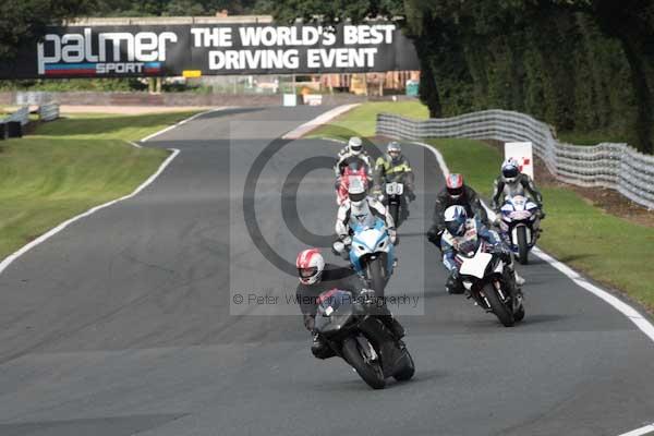 Motorcycle action photographs;Trackday digital images;event digital images;eventdigitalimages;no limits trackday;oulton park;oulton park circuit cheshire;oulton park photographs;peter wileman photography;trackday;trackday photos