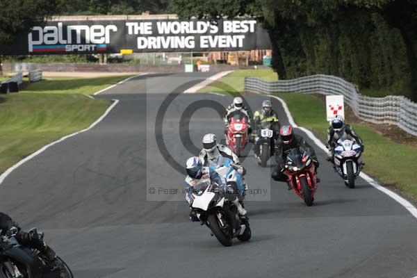 Motorcycle action photographs;Trackday digital images;event digital images;eventdigitalimages;no limits trackday;oulton park;oulton park circuit cheshire;oulton park photographs;peter wileman photography;trackday;trackday photos