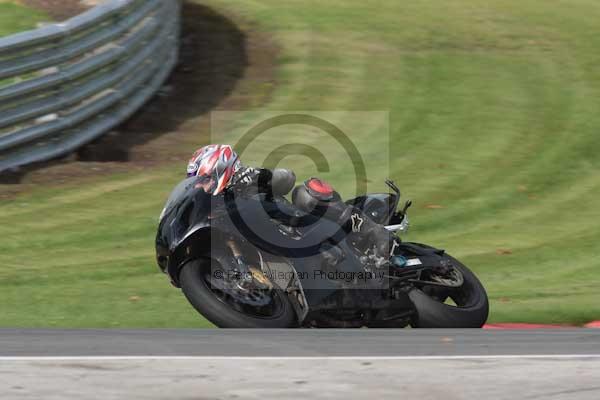 Motorcycle action photographs;Trackday digital images;event digital images;eventdigitalimages;no limits trackday;oulton park;oulton park circuit cheshire;oulton park photographs;peter wileman photography;trackday;trackday photos