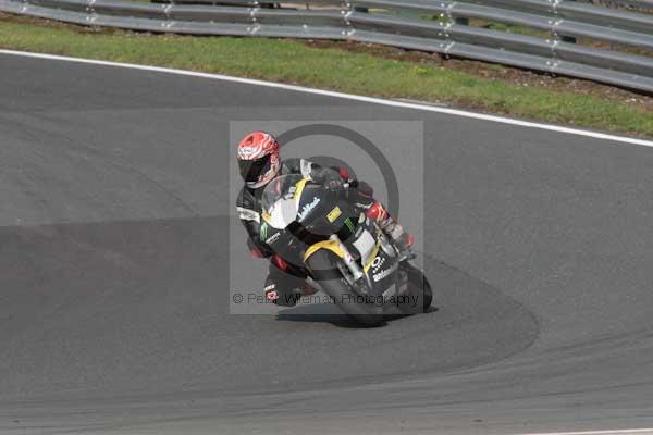 Motorcycle action photographs;Trackday digital images;event digital images;eventdigitalimages;no limits trackday;oulton park;oulton park circuit cheshire;oulton park photographs;peter wileman photography;trackday;trackday photos
