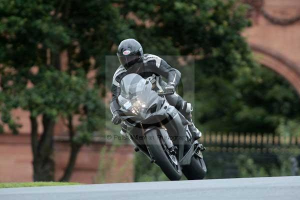 Motorcycle action photographs;Trackday digital images;event digital images;eventdigitalimages;no limits trackday;oulton park;oulton park circuit cheshire;oulton park photographs;peter wileman photography;trackday;trackday photos