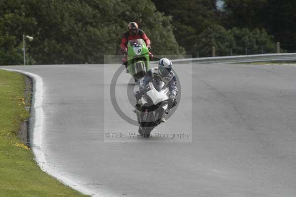 Motorcycle action photographs;Trackday digital images;event digital images;eventdigitalimages;no limits trackday;oulton park;oulton park circuit cheshire;oulton park photographs;peter wileman photography;trackday;trackday photos