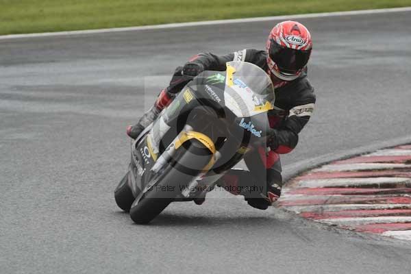 Motorcycle action photographs;Trackday digital images;event digital images;eventdigitalimages;no limits trackday;oulton park;oulton park circuit cheshire;oulton park photographs;peter wileman photography;trackday;trackday photos