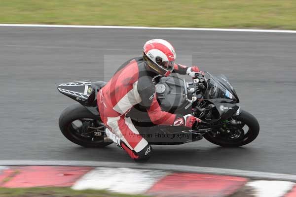 Motorcycle action photographs;Trackday digital images;event digital images;eventdigitalimages;no limits trackday;oulton park;oulton park circuit cheshire;oulton park photographs;peter wileman photography;trackday;trackday photos