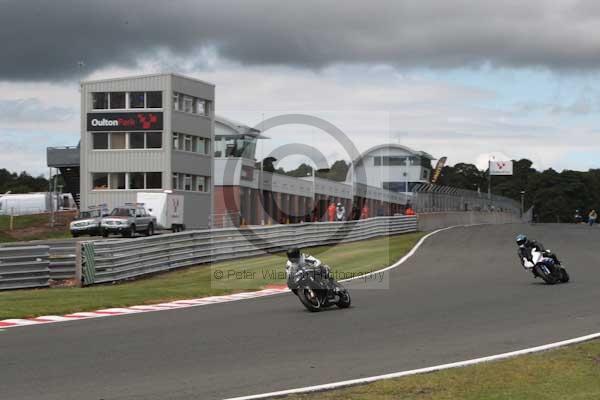 Motorcycle action photographs;Trackday digital images;event digital images;eventdigitalimages;no limits trackday;oulton park;oulton park circuit cheshire;oulton park photographs;peter wileman photography;trackday;trackday photos