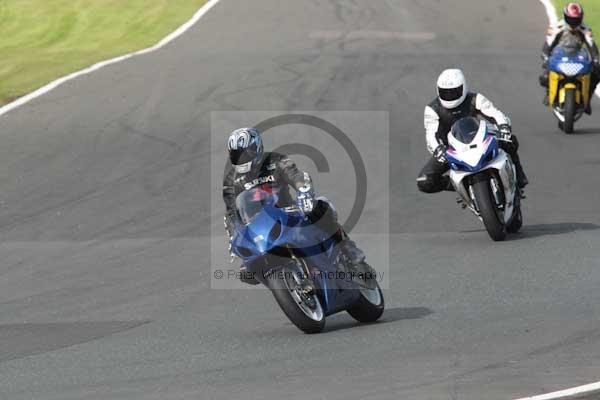 Motorcycle action photographs;Trackday digital images;event digital images;eventdigitalimages;no limits trackday;oulton park;oulton park circuit cheshire;oulton park photographs;peter wileman photography;trackday;trackday photos