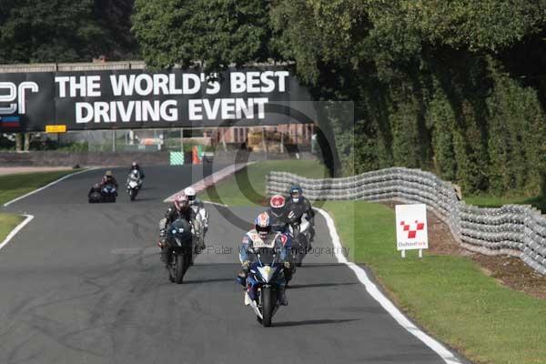 Motorcycle action photographs;Trackday digital images;event digital images;eventdigitalimages;no limits trackday;oulton park;oulton park circuit cheshire;oulton park photographs;peter wileman photography;trackday;trackday photos
