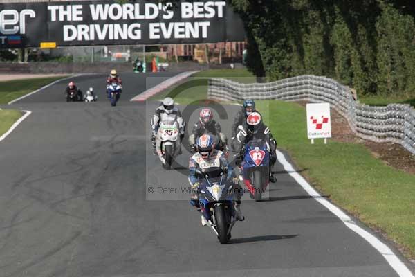 Motorcycle action photographs;Trackday digital images;event digital images;eventdigitalimages;no limits trackday;oulton park;oulton park circuit cheshire;oulton park photographs;peter wileman photography;trackday;trackday photos