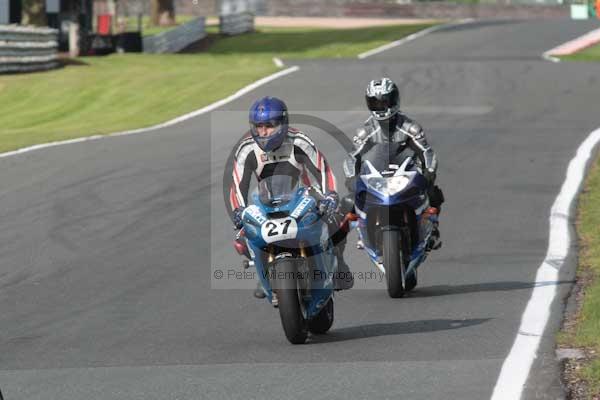 Motorcycle action photographs;Trackday digital images;event digital images;eventdigitalimages;no limits trackday;oulton park;oulton park circuit cheshire;oulton park photographs;peter wileman photography;trackday;trackday photos