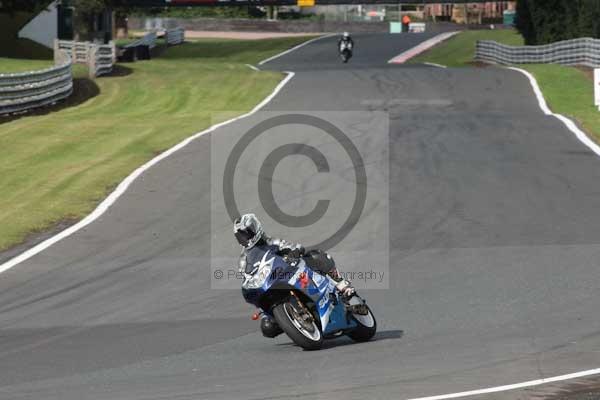 Motorcycle action photographs;Trackday digital images;event digital images;eventdigitalimages;no limits trackday;oulton park;oulton park circuit cheshire;oulton park photographs;peter wileman photography;trackday;trackday photos