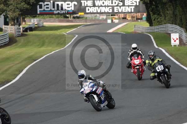 Motorcycle action photographs;Trackday digital images;event digital images;eventdigitalimages;no limits trackday;oulton park;oulton park circuit cheshire;oulton park photographs;peter wileman photography;trackday;trackday photos