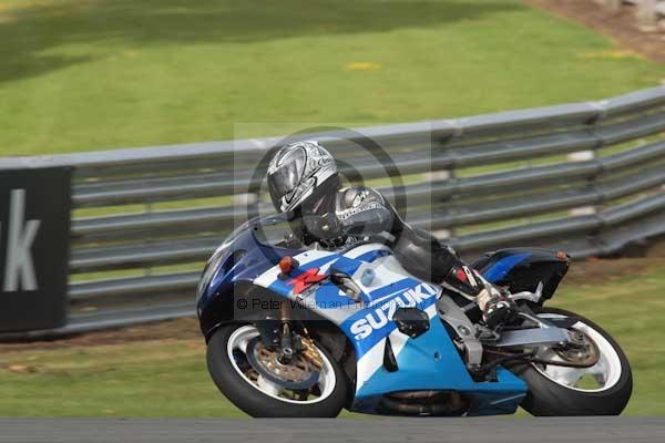 Motorcycle action photographs;Trackday digital images;event digital images;eventdigitalimages;no limits trackday;oulton park;oulton park circuit cheshire;oulton park photographs;peter wileman photography;trackday;trackday photos