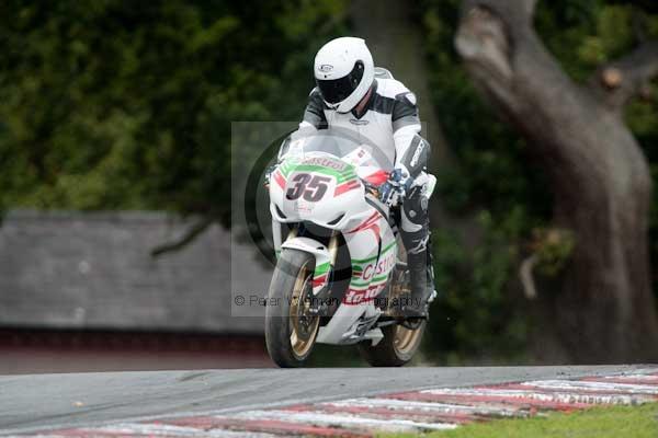 Motorcycle action photographs;Trackday digital images;event digital images;eventdigitalimages;no limits trackday;oulton park;oulton park circuit cheshire;oulton park photographs;peter wileman photography;trackday;trackday photos