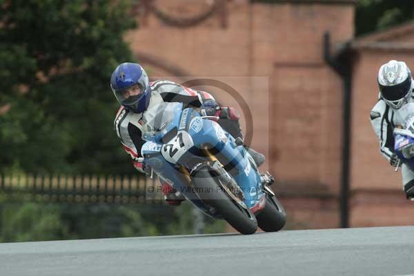 Motorcycle action photographs;Trackday digital images;event digital images;eventdigitalimages;no limits trackday;oulton park;oulton park circuit cheshire;oulton park photographs;peter wileman photography;trackday;trackday photos