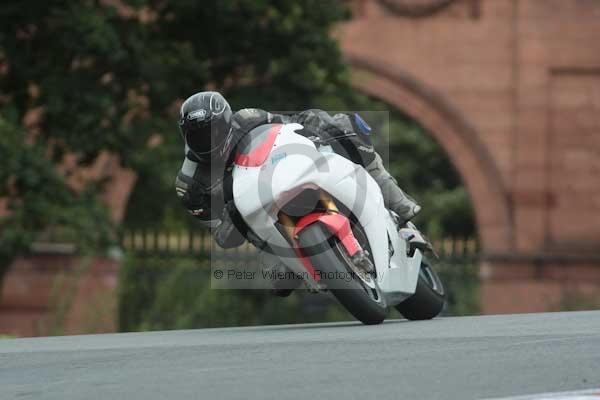 Motorcycle action photographs;Trackday digital images;event digital images;eventdigitalimages;no limits trackday;oulton park;oulton park circuit cheshire;oulton park photographs;peter wileman photography;trackday;trackday photos