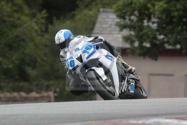 Motorcycle action photographs;Trackday digital images;event digital images;eventdigitalimages;no limits trackday;oulton park;oulton park circuit cheshire;oulton park photographs;peter wileman photography;trackday;trackday photos